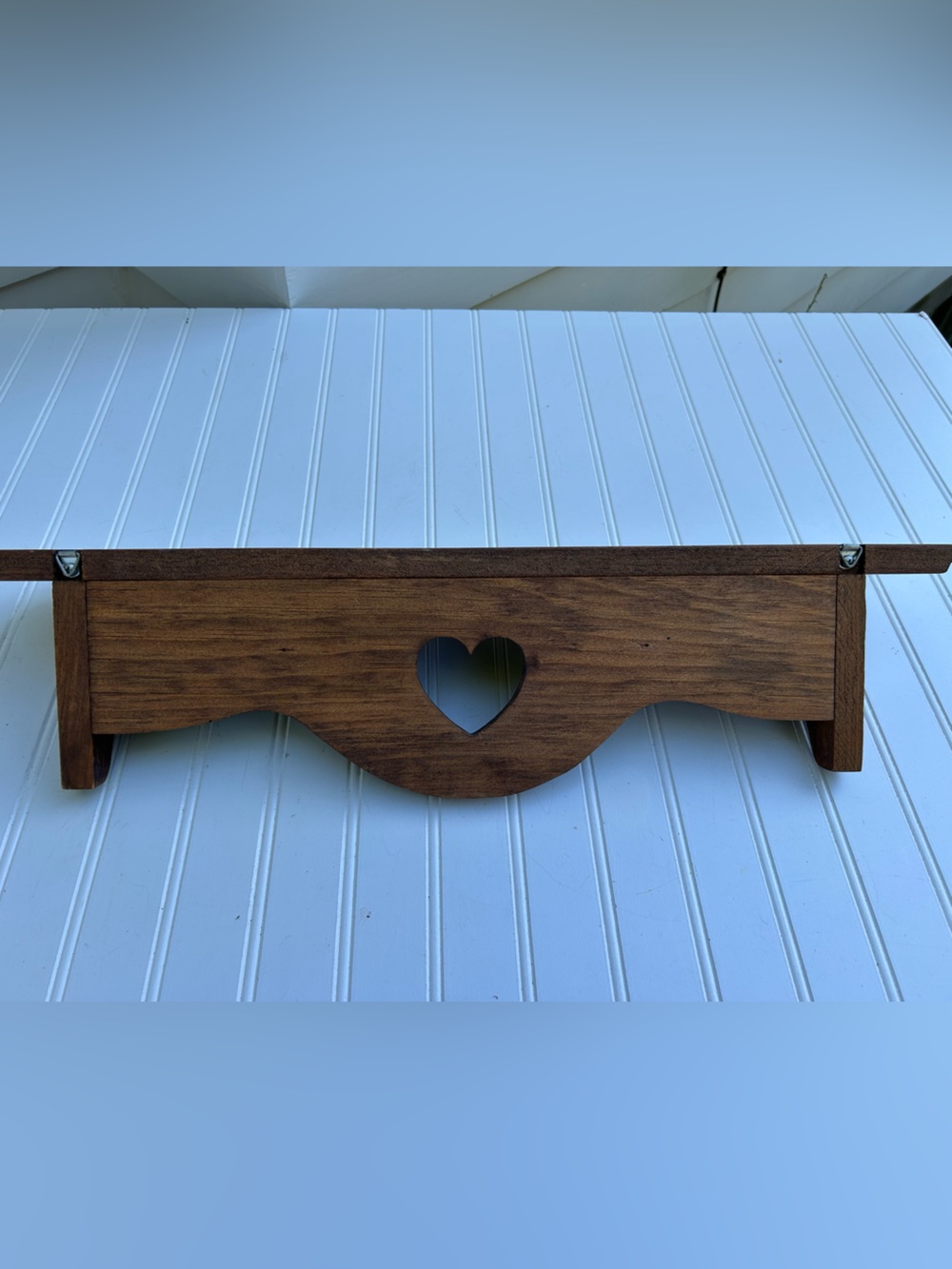 Vintage Shelf Heart Rustic Brown Cutout Two
Hooks Wooden Wall 4.5x24 - Picture 7 of 9